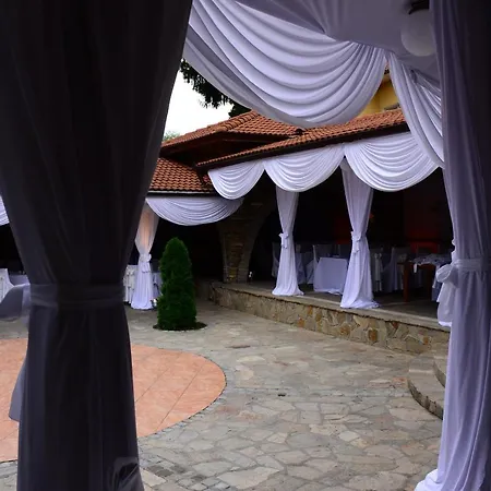 Center Hotel 3*