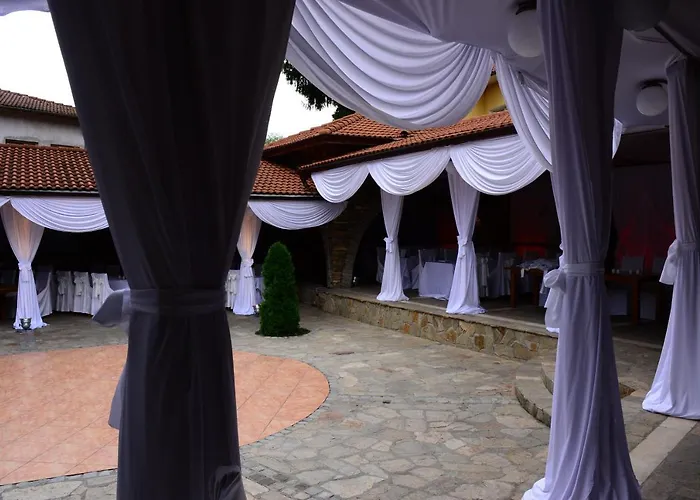 中央酒店 酒店 3*